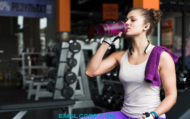 Uống Nước Đúng Cách Trong Khi Tập Gym: Lời Khuyên Từ Chuyên Gia